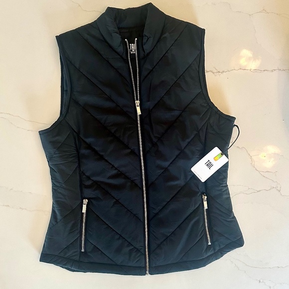 Tail Sonny Vest - Onyx Black Quilted Vest, Med - Picture 3 of 8